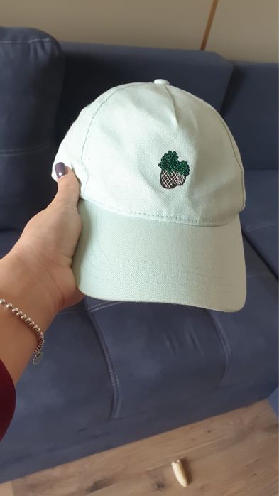 Женская бейсболка