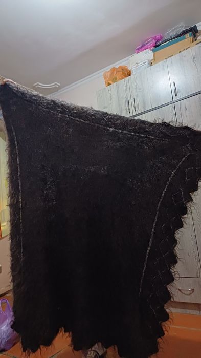 Продаётся тёплый платок