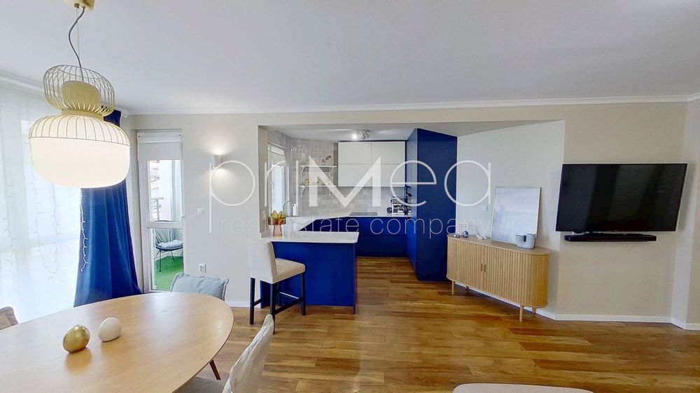 Продава се Тристаен апартамент в Бургас, Възраждане - 83 кв.м за 2037 €/кв.м - Снимка #1