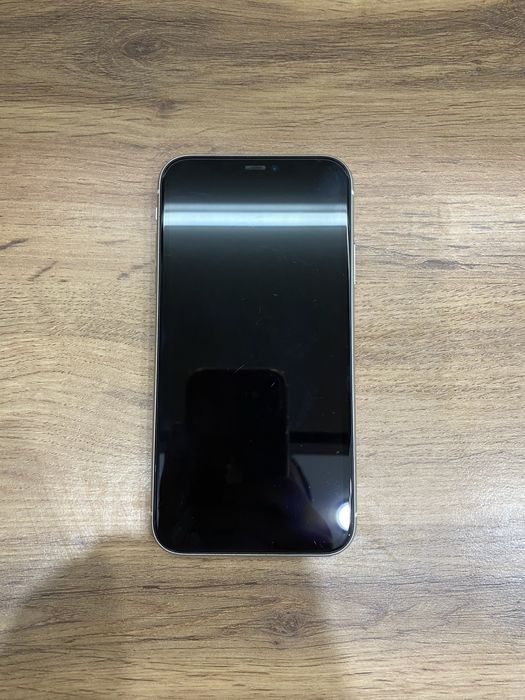 Продам айфон 11 128гб