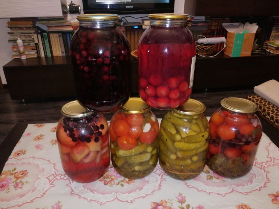 Продам домашние соленья варенье компоты