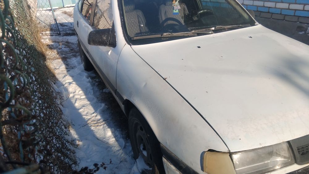 Опель вектра 1995г 2.0