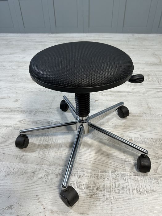 Винтидж табуретка на колела Giroflex Г356