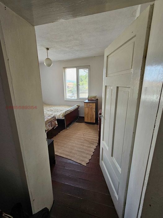 Продава се Къща в с. Горно Драглище, Област Благоевград - 180 кв.м за 439 €/кв.м - Снимка #9