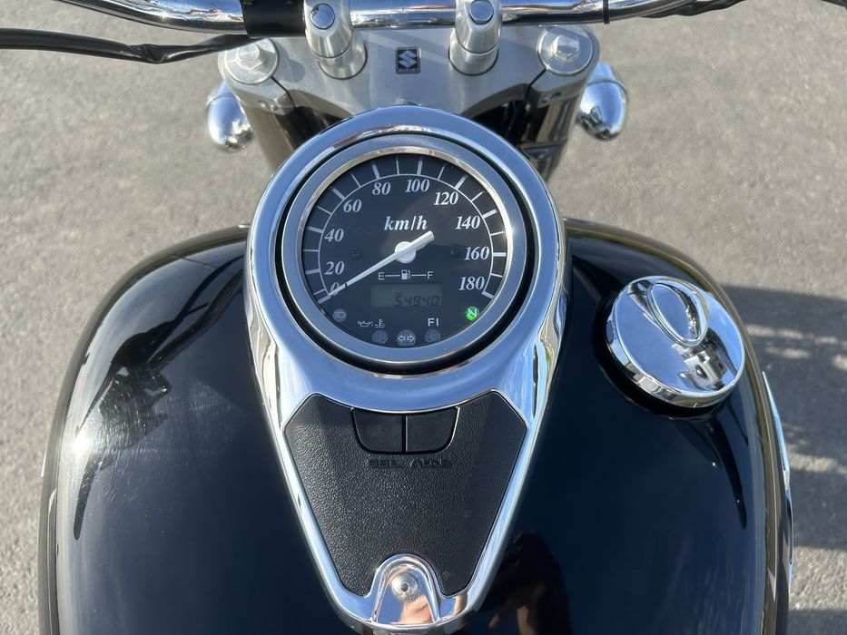 Suzuki Intruder VL800