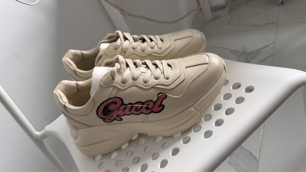 Adidasi Gucci 39