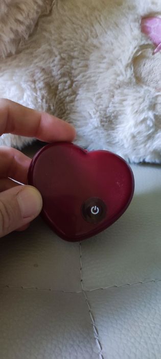 Плюшен мечок с тупкащо сърце