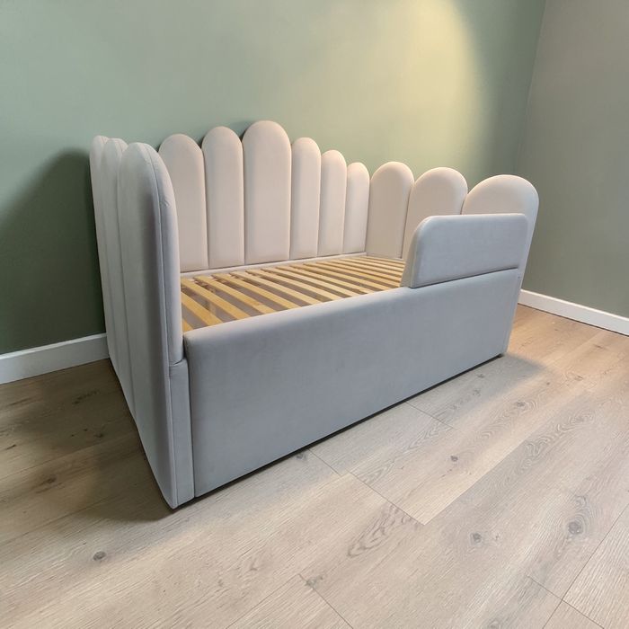 Тапицирано детско легло