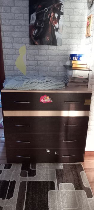 Спальный гарнитур