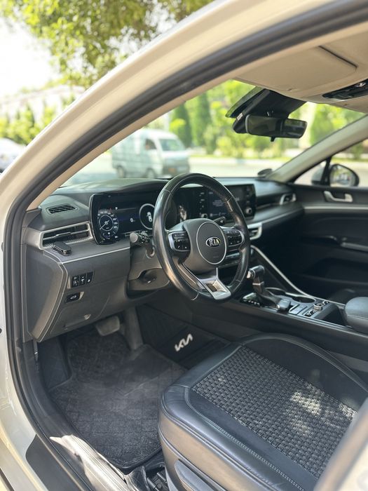 Kia k5  4-pozitsya 2021-yil