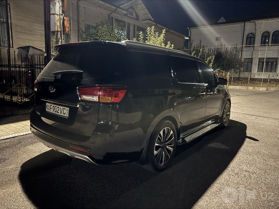 Kia carnival full
