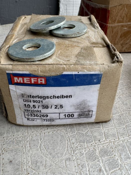 Болт, гайка, шайба