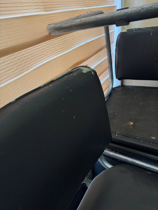 Stul sotiladi.Holati ortacha