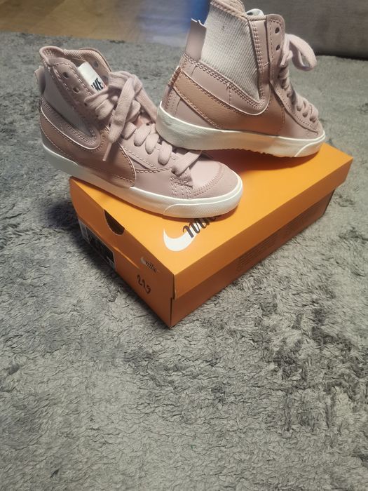 Датски Маратонки NIKE