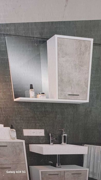 2 броя за 160лв/Мебели за баня/Чисто Нови