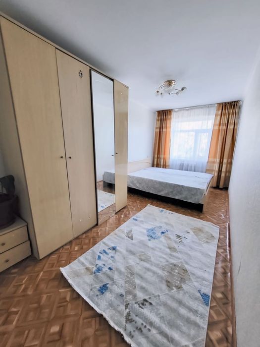 Продам 4-х комн квартиру