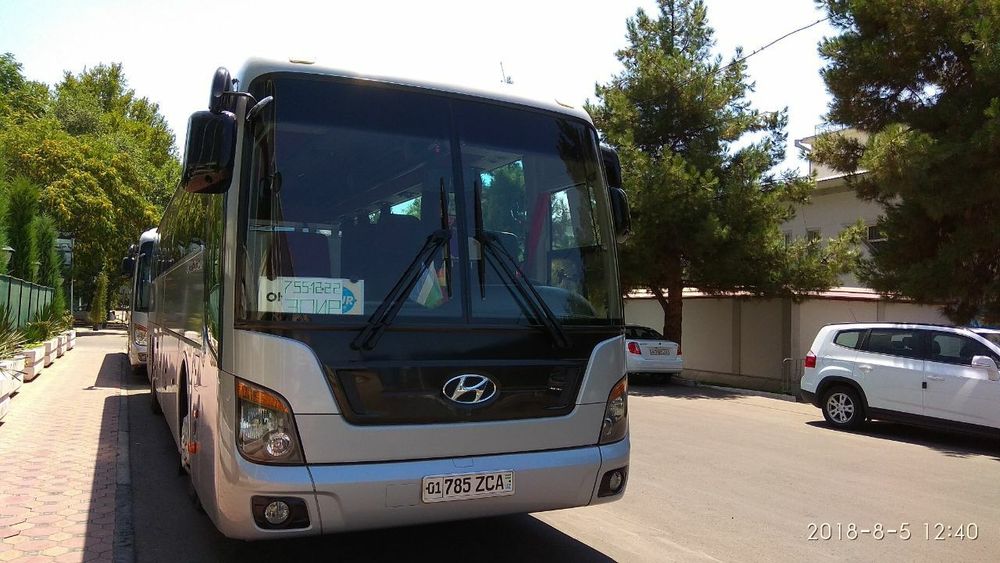 Автобус туристического класса Хундай Универсал Лакшерри