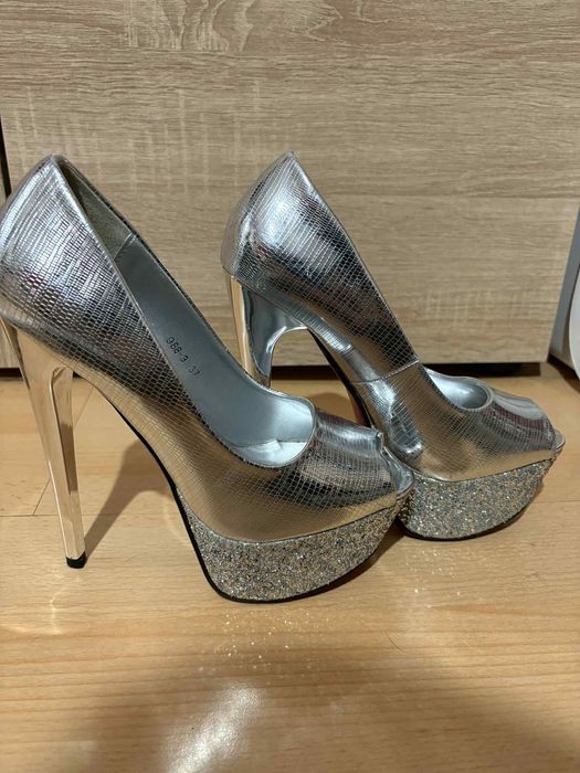 Официални обувки