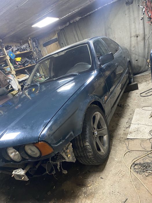 Разбор бмв е34 525