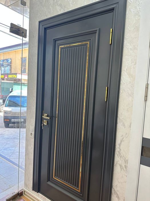 Eshiklar va romlar Oshxona mebellari