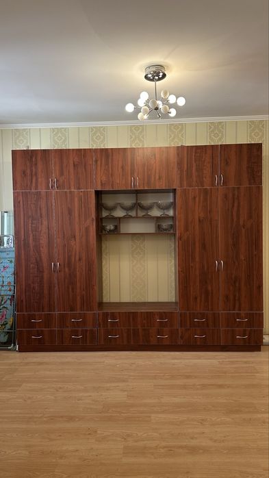 Шкаф в идеальном состоянии!