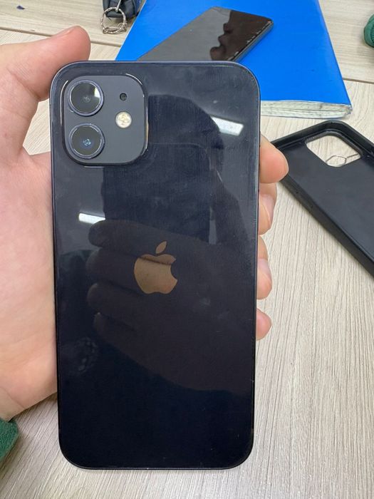 Айфон 12 128гб без каропки