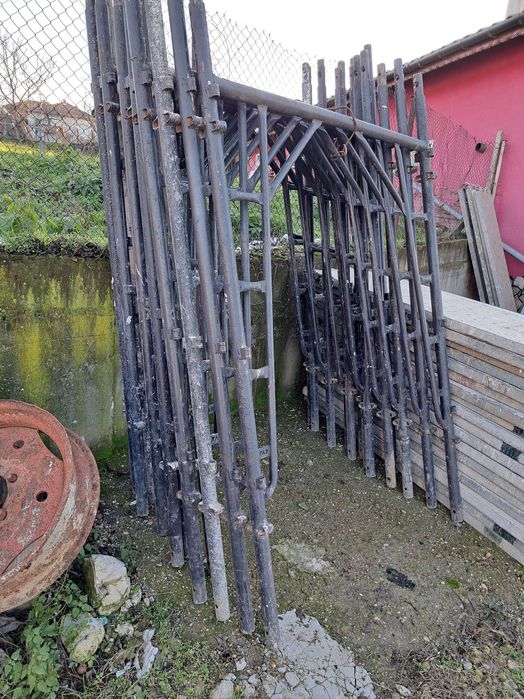 Продавам 60кв италянско скеле