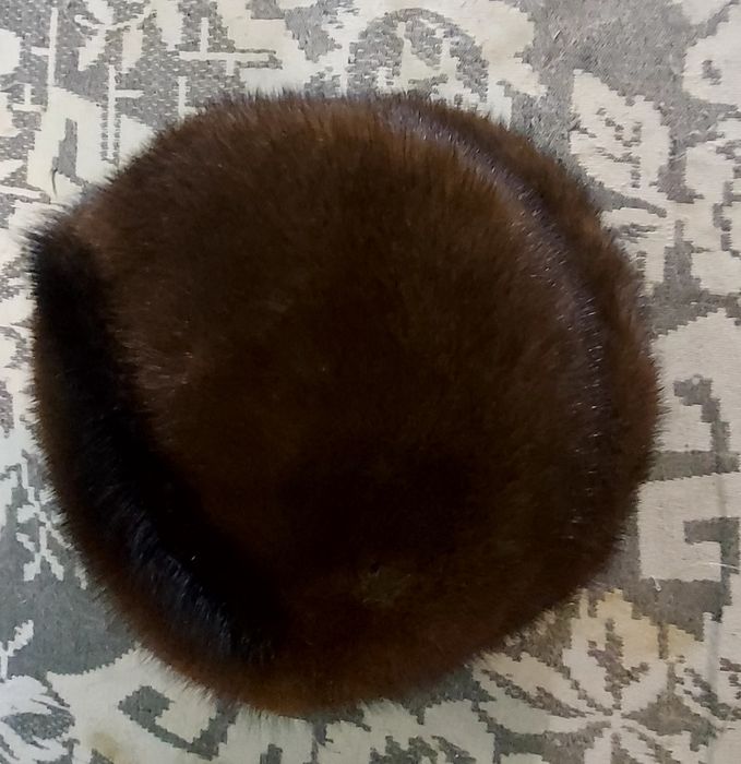 Шапка норковая б/у