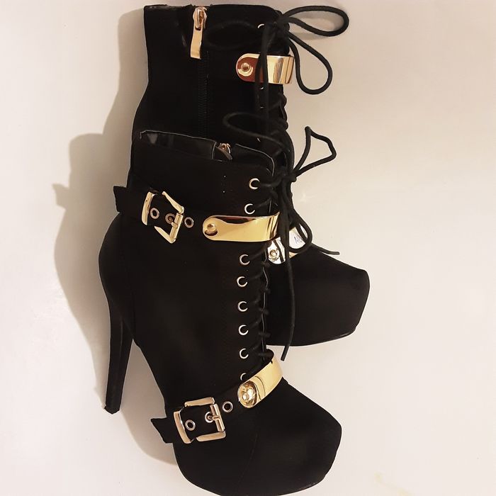 Ghete nr 38 negre