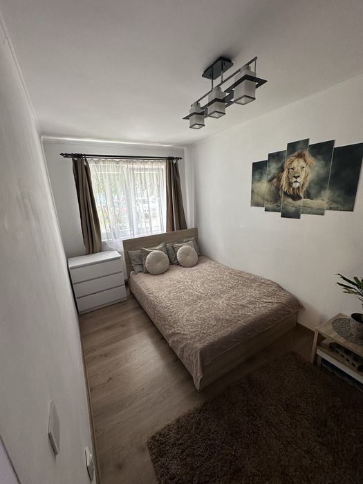 Inchiriez apartament 3 camere