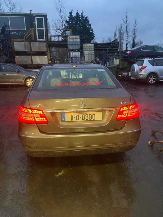 Dezmembrari Piese Mercedes E class w212 e220 e250 2010 2.2 cdi Om651