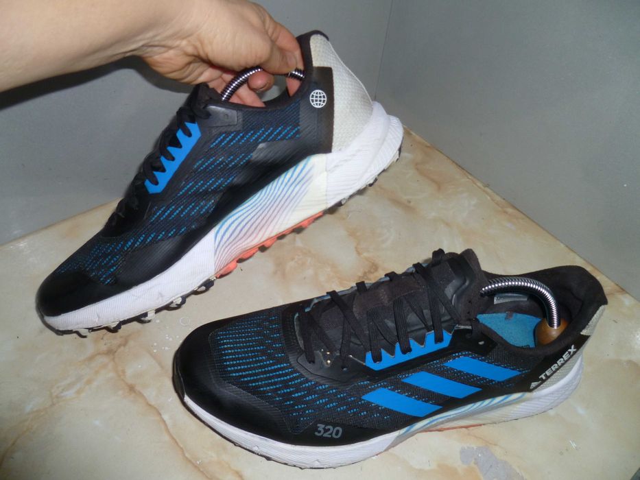 ADIDAS TERREX маратонки №45