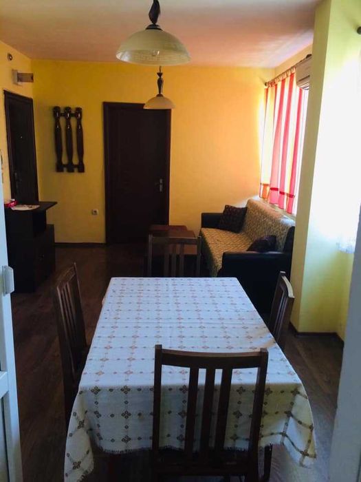 Дава се под наем Тристаен апартамент в Пловдив, Център - 65 кв.м за 400 € - Снимка #2