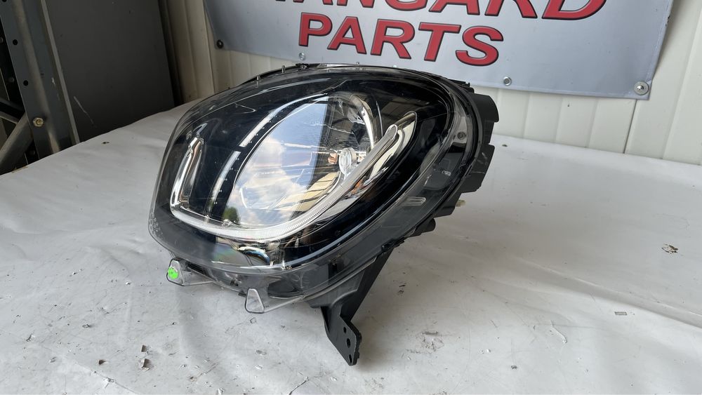 Ляв фар Smart ForFourab 2014-