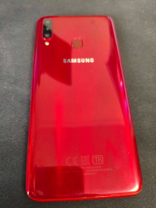 Продам Смартфон Samsung A20s.