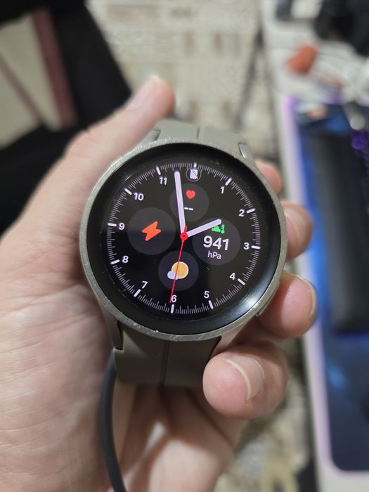 Galaxy Watch 5 pro titan brown
