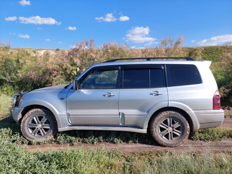 Мицубиси Паджеро 3