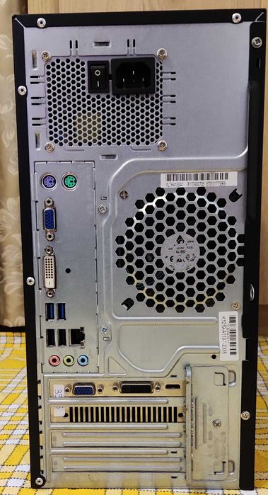 Calculator Unitate PC Gaming Fujitsu I7 4790 SSD Ram 16Gb GTX 660