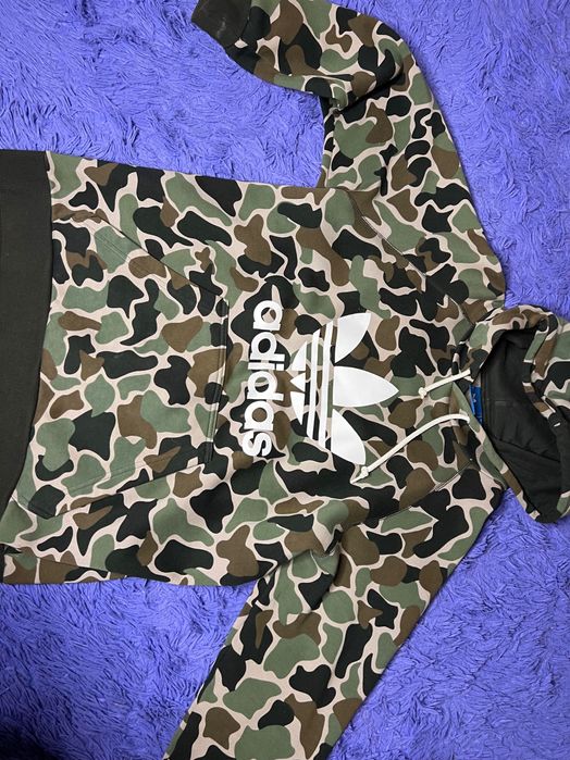 Худи Adidas. Утепленная