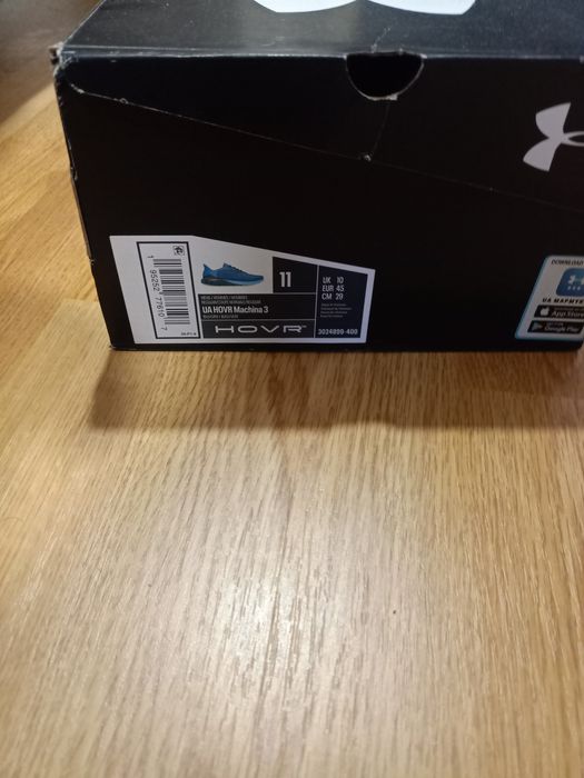 Vând pantofi sport Underarmour HOVR  mărimea 45