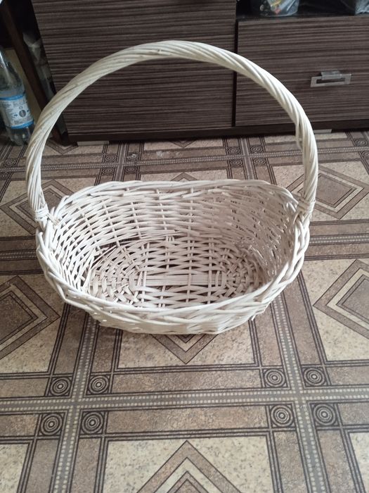Корзина плетёная
