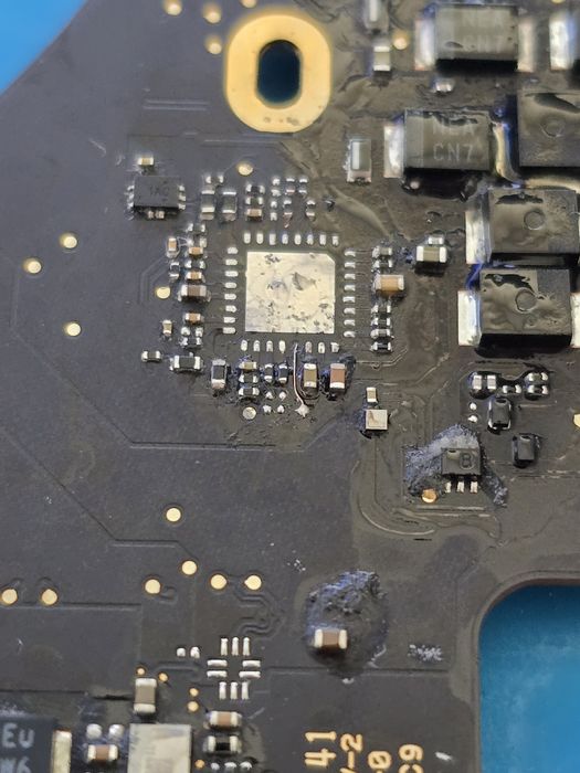 Reparatii Laptop MacBook Console Placa de baza