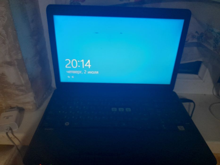 TOSHIBA ноутбук..