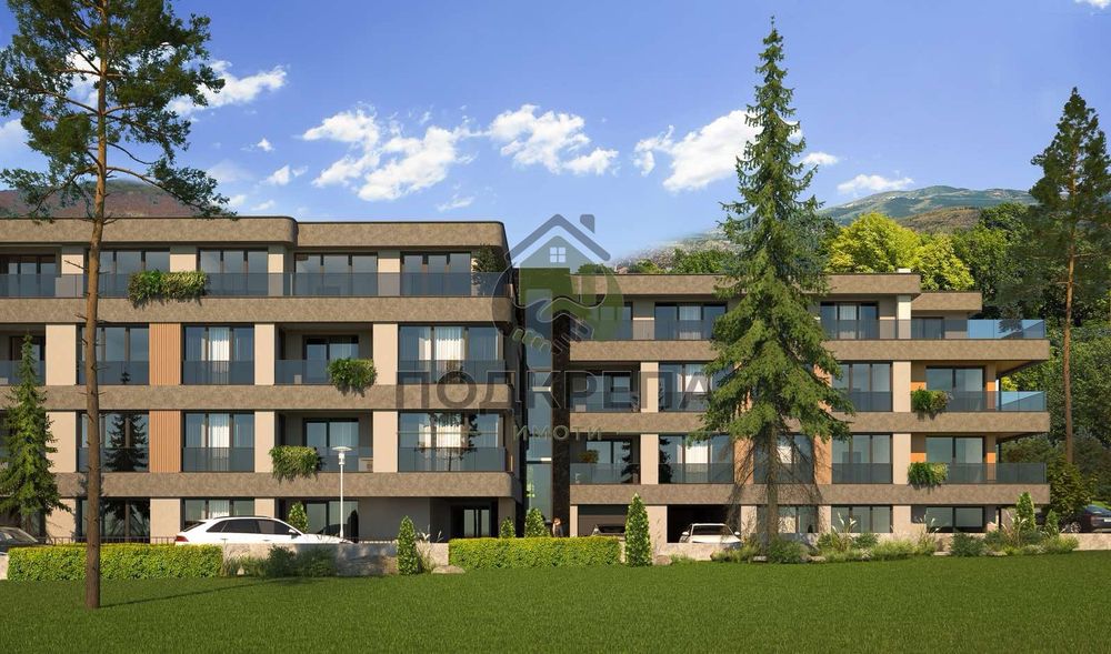 Тристаен апартамент в с. Марково – високата част с невероятни гледки!