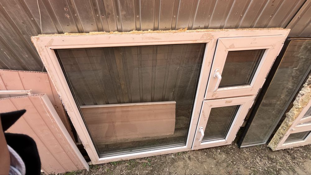 оконные рамы со стеклом