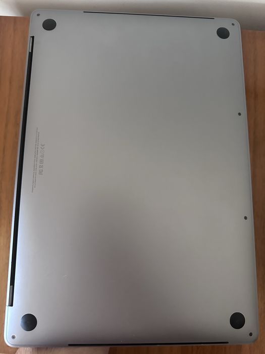 MacBook Pro 15” Retina 2017 | i7 2.8 GHz | 16 GB RAM | SSD 256 GB