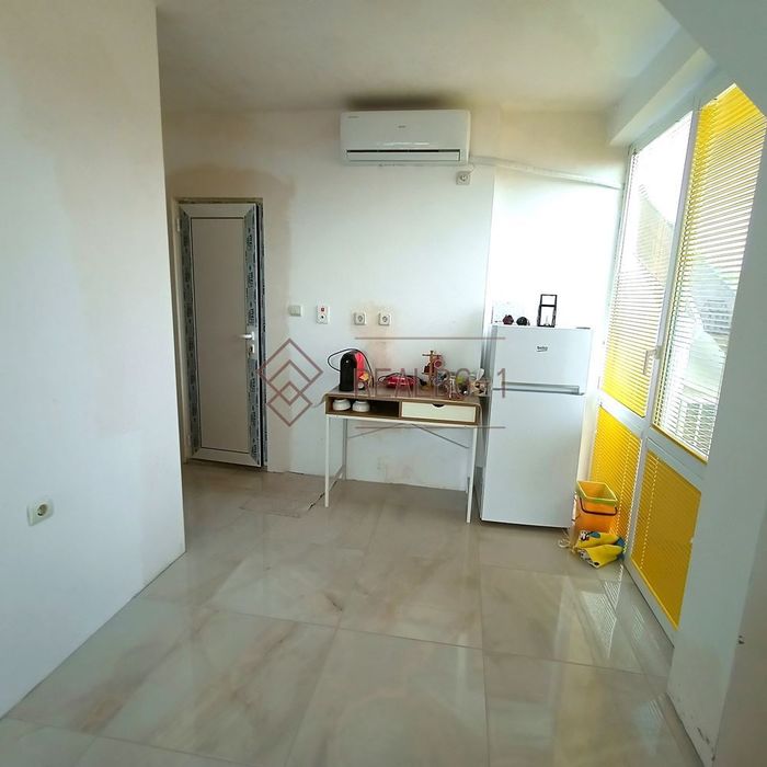 Продава се Тристаен апартамент в Балчик - 108 кв.м за 1181 €/кв.м - Снимка #9