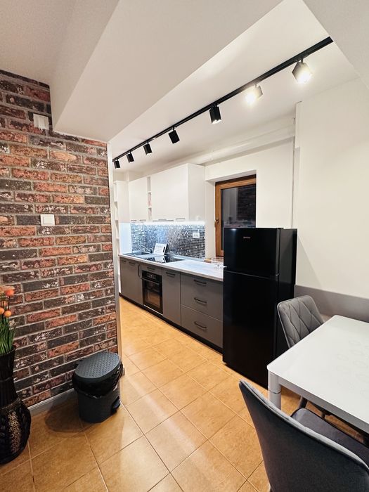 Garsonierǎ de inchiriat