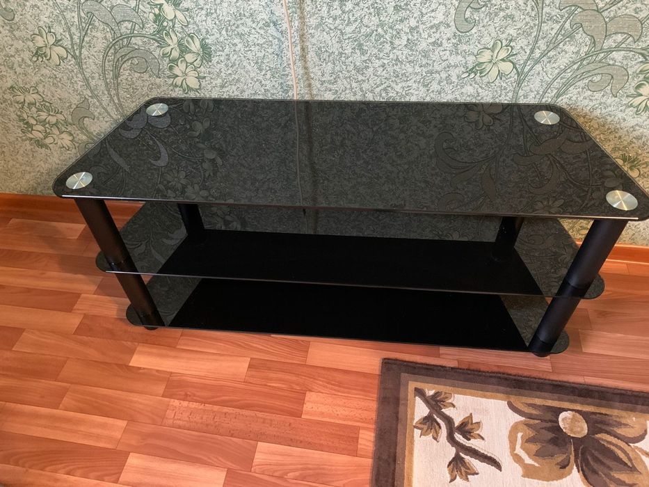 Под телевизор Тумба