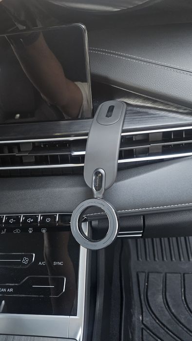 Vând suport magnetic pentru telefon auto Baseus PrimeTrip Series C02 Go